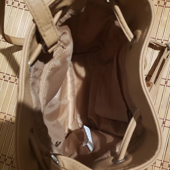 Purse - Picture 2 of 2